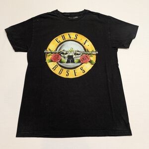 Guns N' Roses Logo Short Sleeve Tee in Black